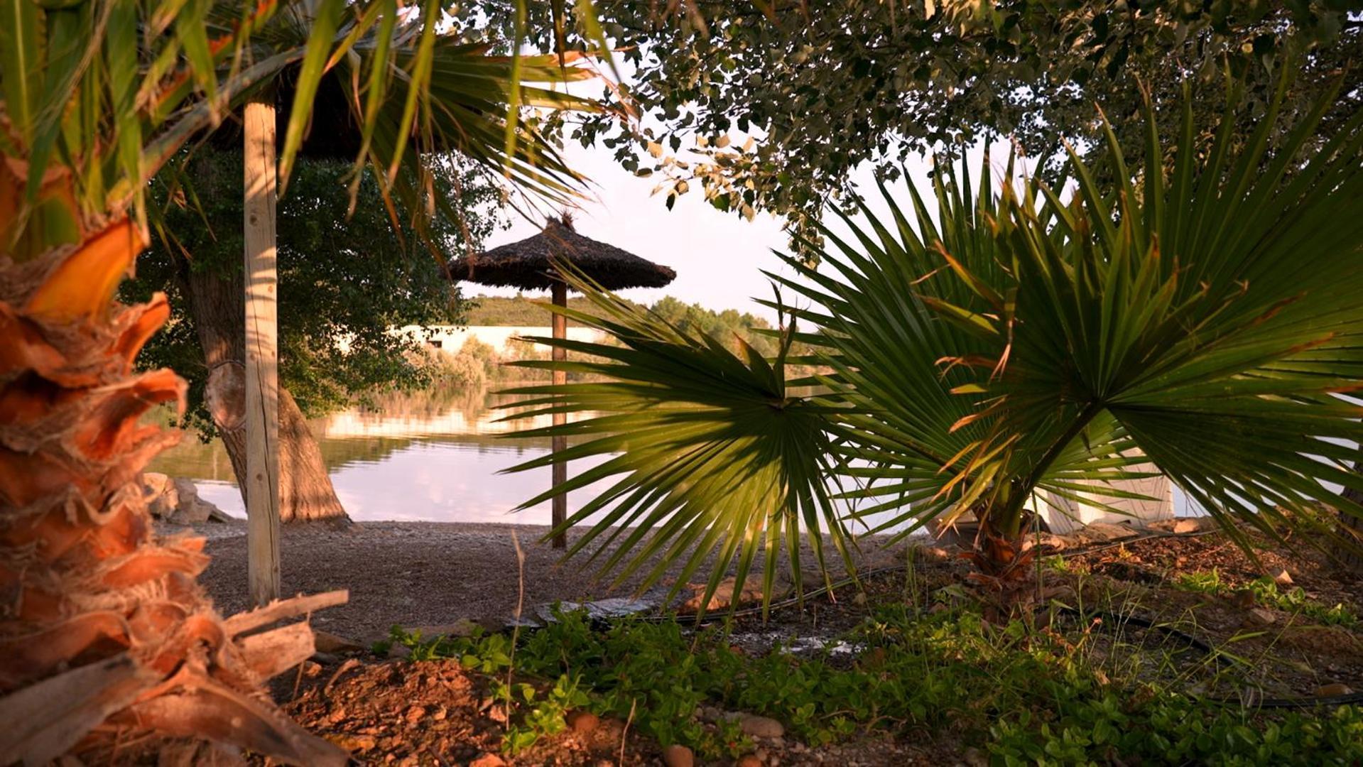 Taiga Lake Caspe Exterior foto